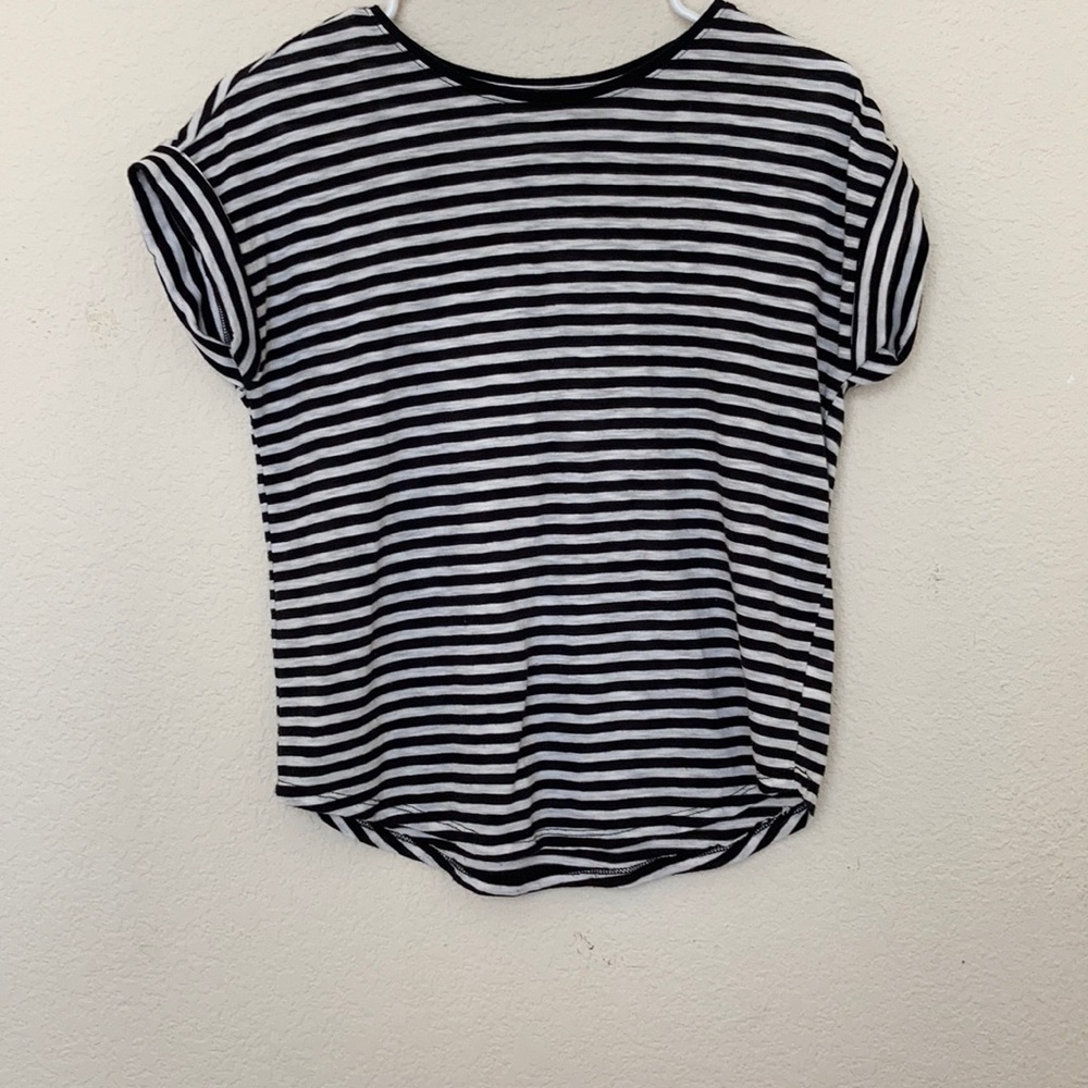 Black and white striped short girls top